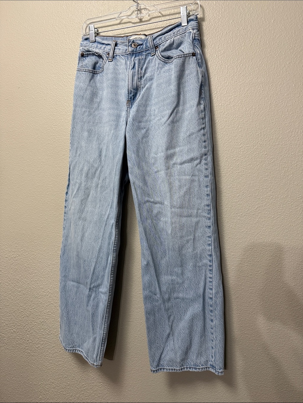 Abercrombie & Fitch The Loose High Rise - Picture 12 of 15
